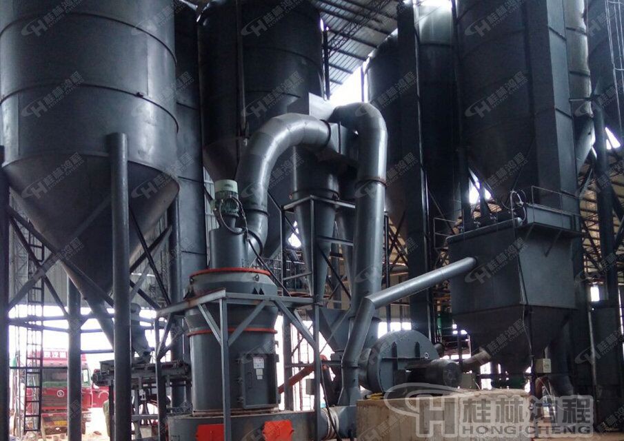 桂林鴻程新型磨粉設(shè)備，螢石雷蒙機,螢石雷蒙磨,80-800目螢石雷蒙磨粉機：HCQ系列改進(jìn)型磨粉機HCQ1500