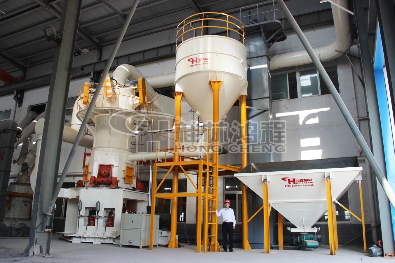 碳酸鈣生產(chǎn)線立磨全套磨粉機(jī)設(shè)備配置有那些,石灰石磨粉機(jī)，立磨，雷蒙磨，超細(xì)磨粉機(jī)