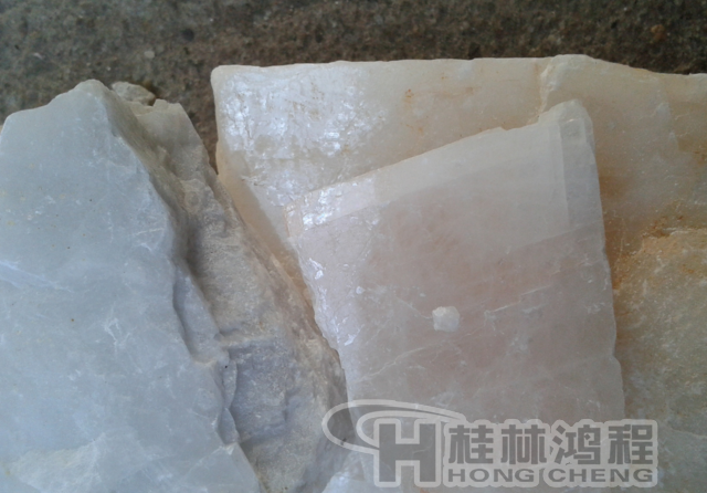 長(zhǎng)石，長(zhǎng)石粉，長(zhǎng)石的用途