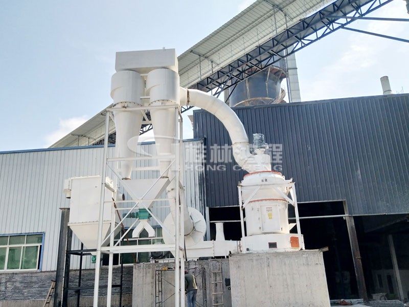 HCQ改進(jìn)型擺式磨粉機(jī)價(jià)格:幾十萬(wàn)較多 HCQ改進(jìn)型擺式磨粉機(jī)價(jià)格:幾十萬(wàn)較多