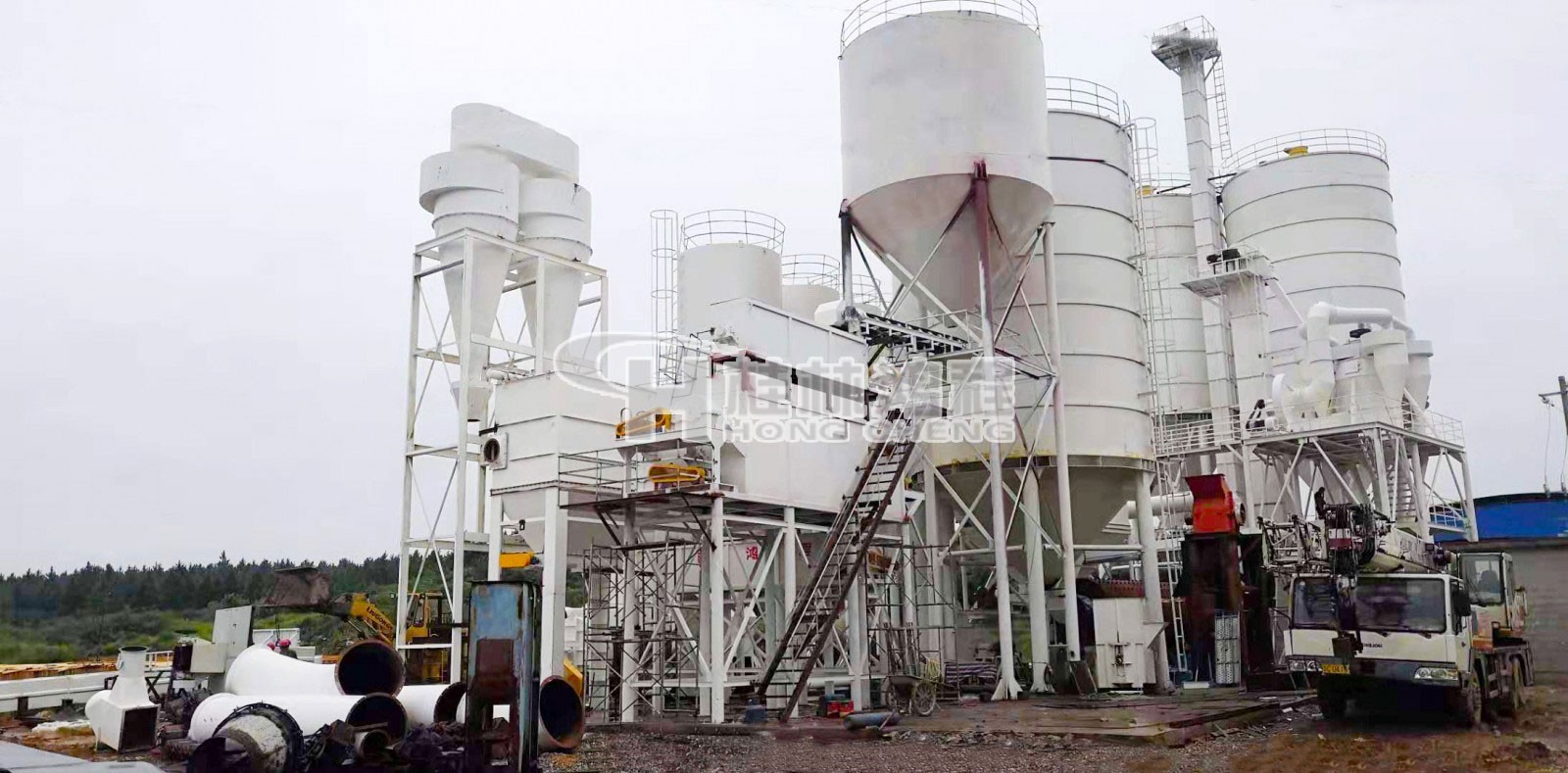 HC氫氧化鈣/氧化鈣專(zhuān)用擺式磨粉機(jī) HC氫氧化鈣/氧化鈣專(zhuān)用擺式磨粉機(jī)